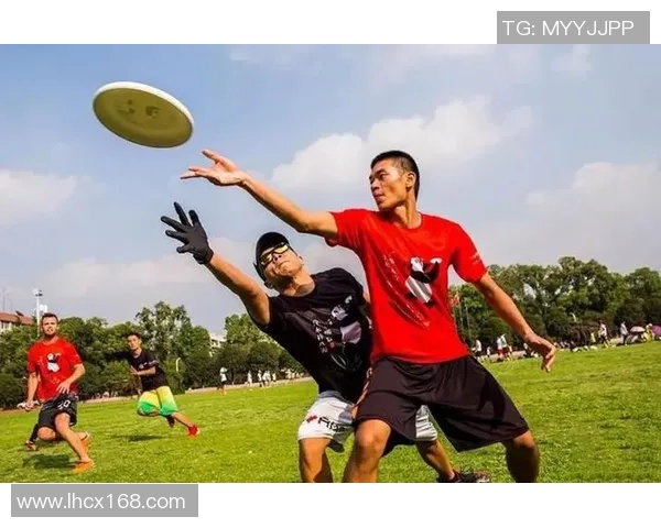 重庆飞盘队的意识提升与团队精神探讨聚焦飞盘运动的未来发展