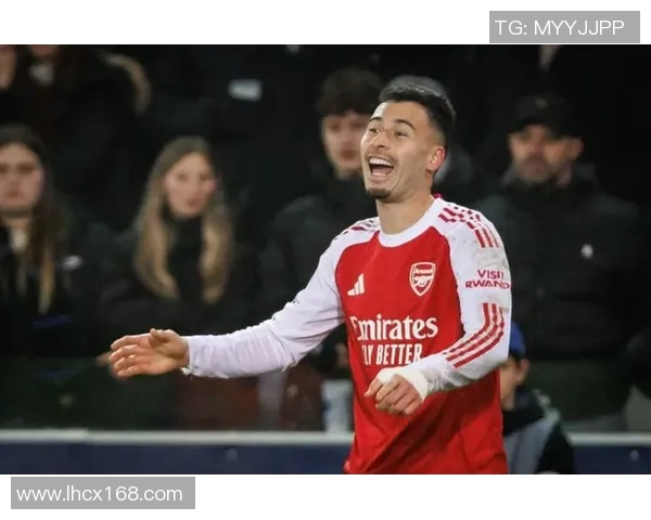 马丁内利的崛起之路：从青涩小将到足坛新星的成长历程