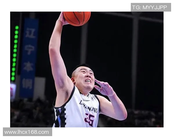 韩德君的篮球传奇之路:从青涩少年到CBA巨星的奋斗故事