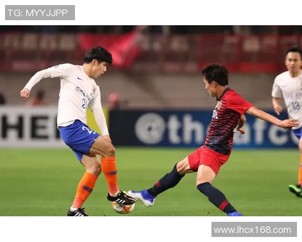 大板飞脚与鹿岛鹿角的激烈对决揭示足球战术的精彩与魅力