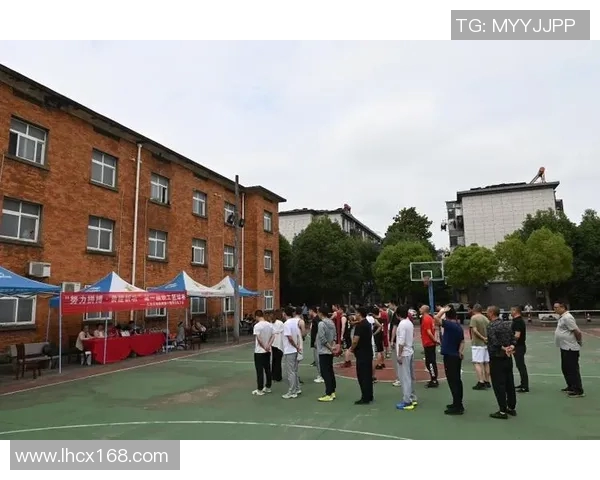 成都篮球队力量变革引发热议全城共探未来发展之路